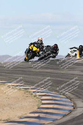 media/Nov-16-2025-Race Pace (Sun) [[8c5fa54630]]/Verified Riders/1-Turns 9 and 10 (925am)/